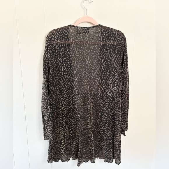 Chicos Travelers black gold shimmer open cardigan sweater size 2 (medium) - Picture 4 of 5